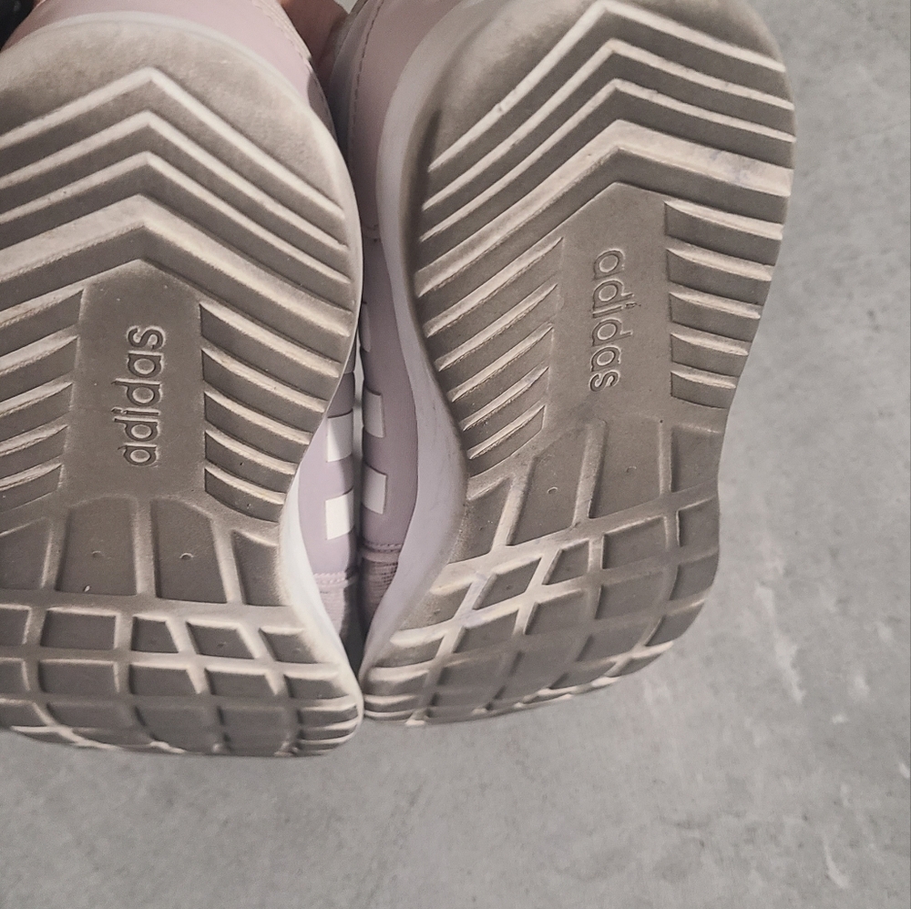 ADIDAS - Picture 3 of 4